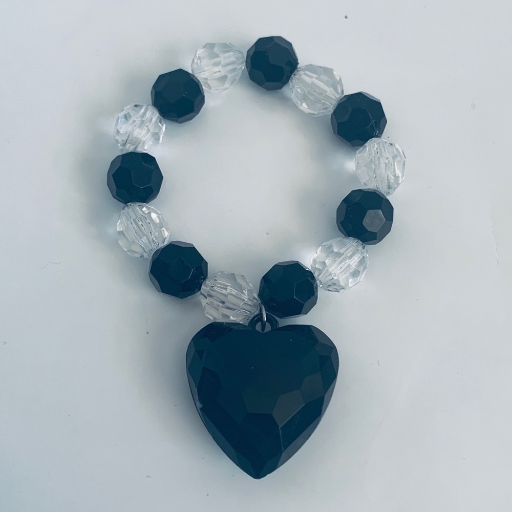 4/$30 Vintage Black Heart Beaded Bracelet